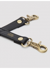 Черный фиксатор для манжет Bound to You Faux Leather Hogtie - Fifty Shades of Grey - купить с доставкой в Армавире