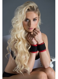 Полиуретановые манжеты для фиксации рук вместе Bound Together Wrist Restraints - Blush Novelties - купить с доставкой в Армавире