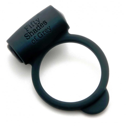 Темно-серое эрекционное кольцо Vibrating Love Ring с вибрацией - Fifty Shades of Grey - в Армавире купить с доставкой