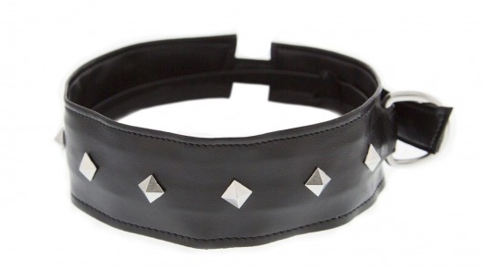 Полиуретановый ошейник с пуклями Collar with Studs - Blush Novelties - купить с доставкой в Армавире